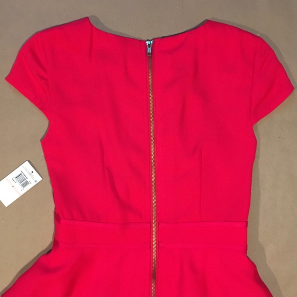 ✨NWT✨Classic Peplum Waist Red Dress w Pencil Skirt & Cap-Sleeves 🏷️by Muse - Picture 10 of 16